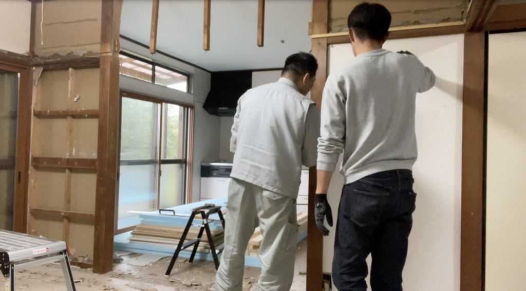 DIY:ふすま壁右の表面解体1
セルフリノベーション
セルフリフォーム