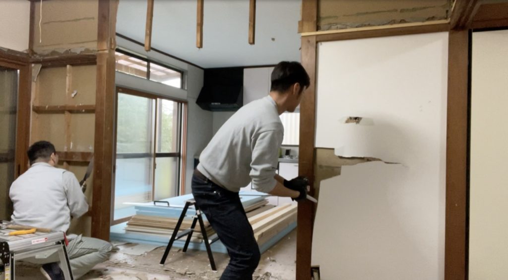 DIY:ふすま壁右の表面解体4
セルフリノベーション
セルフリフォーム