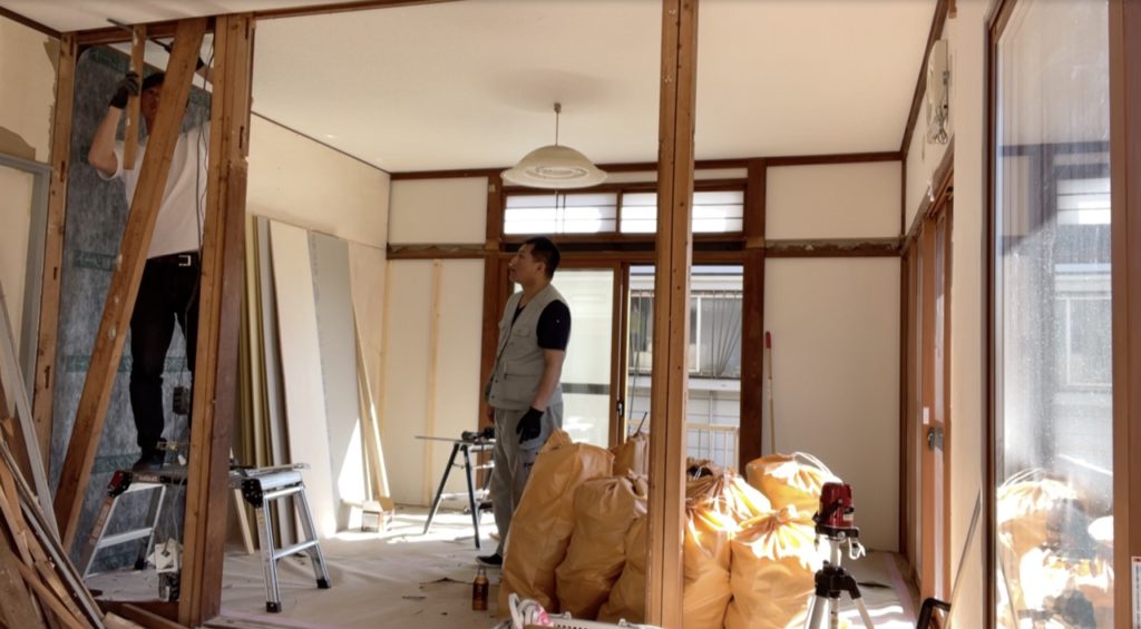 DIY:すきまの補修作業3
セルフリノベーション
セルフリフォーム