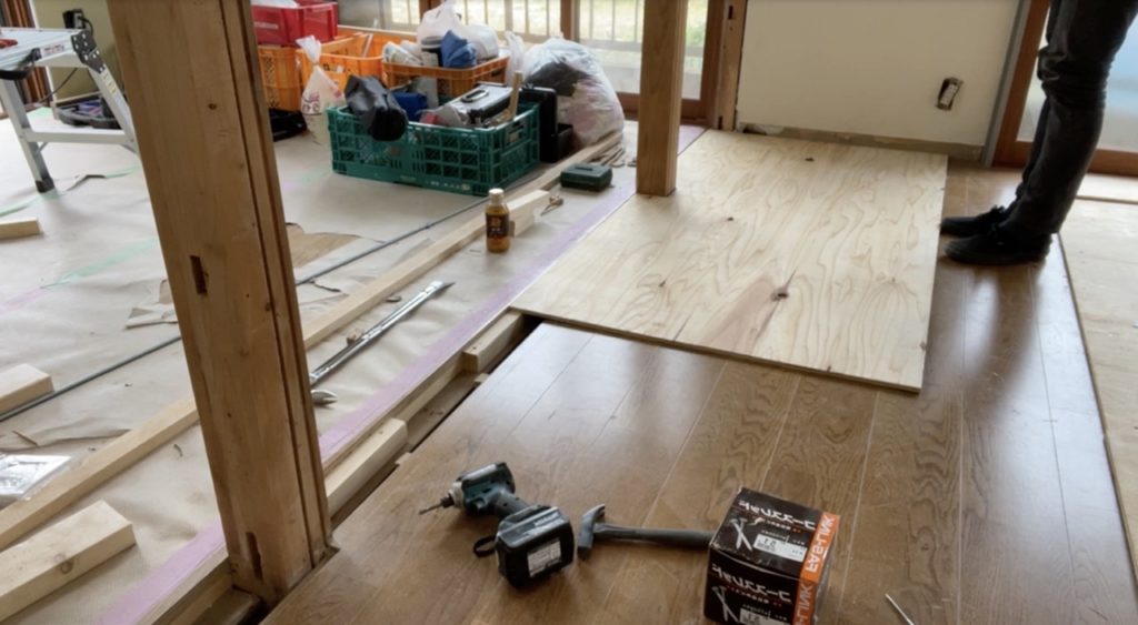 DIY:床上げ、床板作業工程3
セルフリノベーション
セルフリフォーム
空き家再生