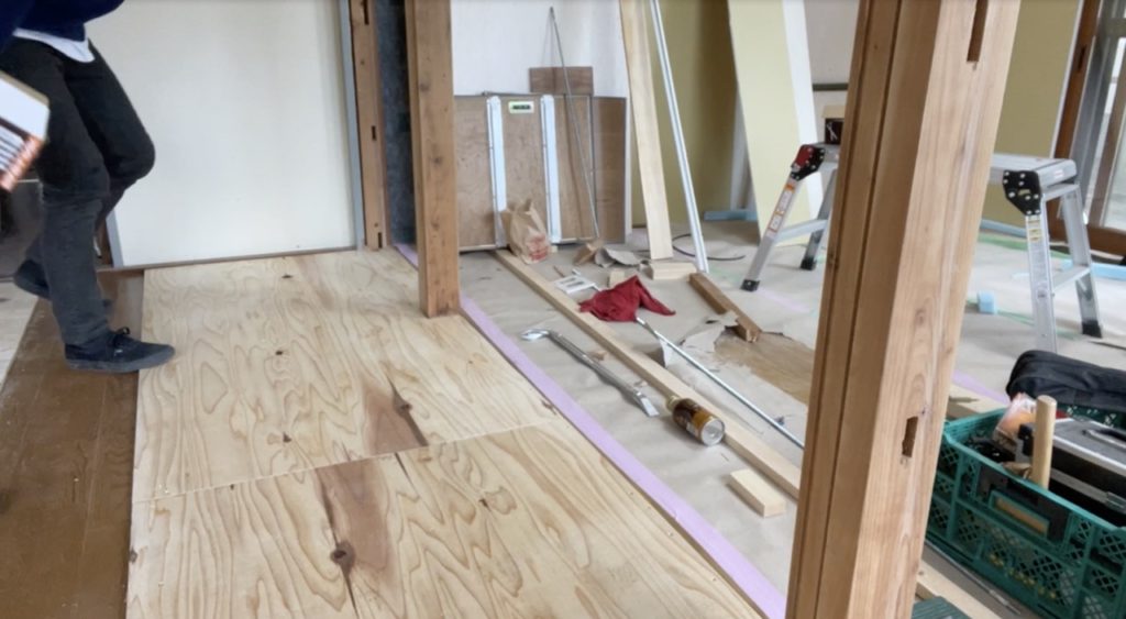 DIY:床上げ、補修完了1
セルフリノベーション
セルフリフォーム
空き家再生