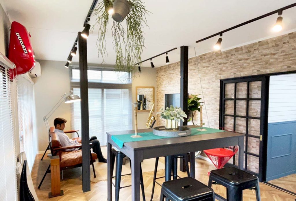 DIY BOOK
セルフリノベーションプロセス