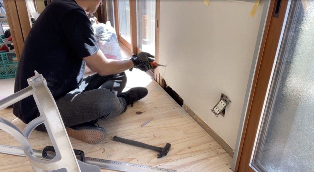 DIY：補修範囲切り抜き７
セルフリノベーション
セルフリフォーム
空き家再生