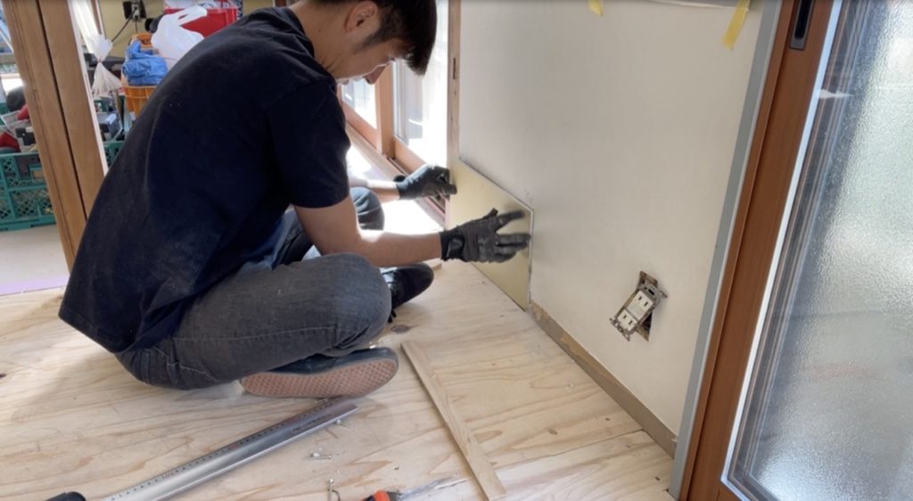 DIY：壁補修、石膏ボード貼り４
セルフリノベーション
セルフリフォーム
空き家再生