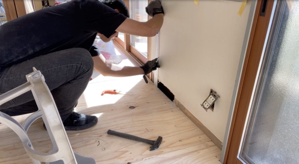 DIY：補修範囲切り抜き５
セルフリノベーション
セルフリフォーム
空き家再生