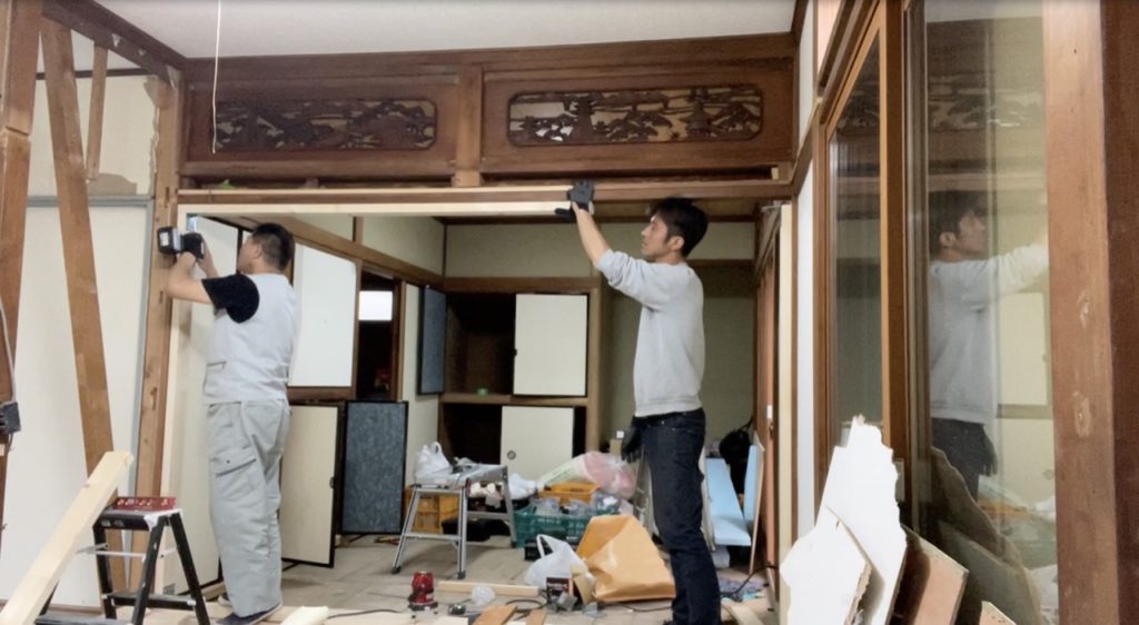 DIY：壁設置、骨組み作業５
セルフリノベーション
セルフリフォーム
空き家再生