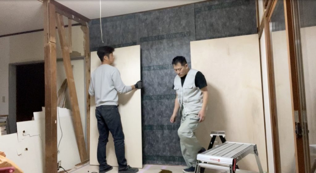 DIY：壁設置、ベニヤ板設置１
セルフリノベーション
セルフリフォーム
空き家再生