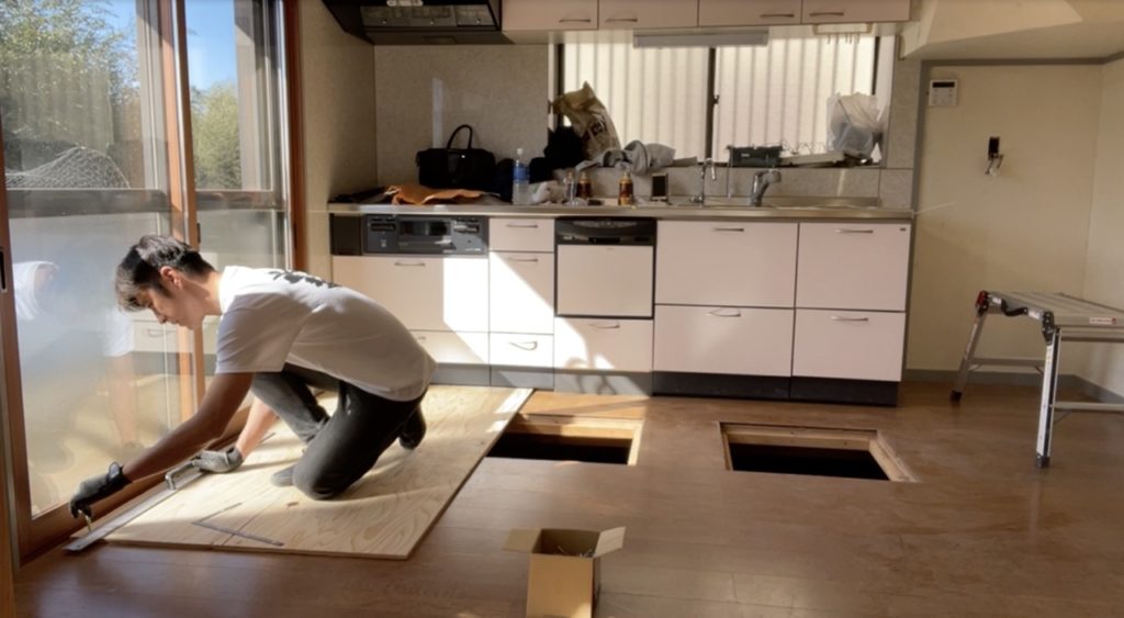 DIY：床上げ作業、ブロック１−３
セルフリノベーション
セルフリフォーム
空き家再生