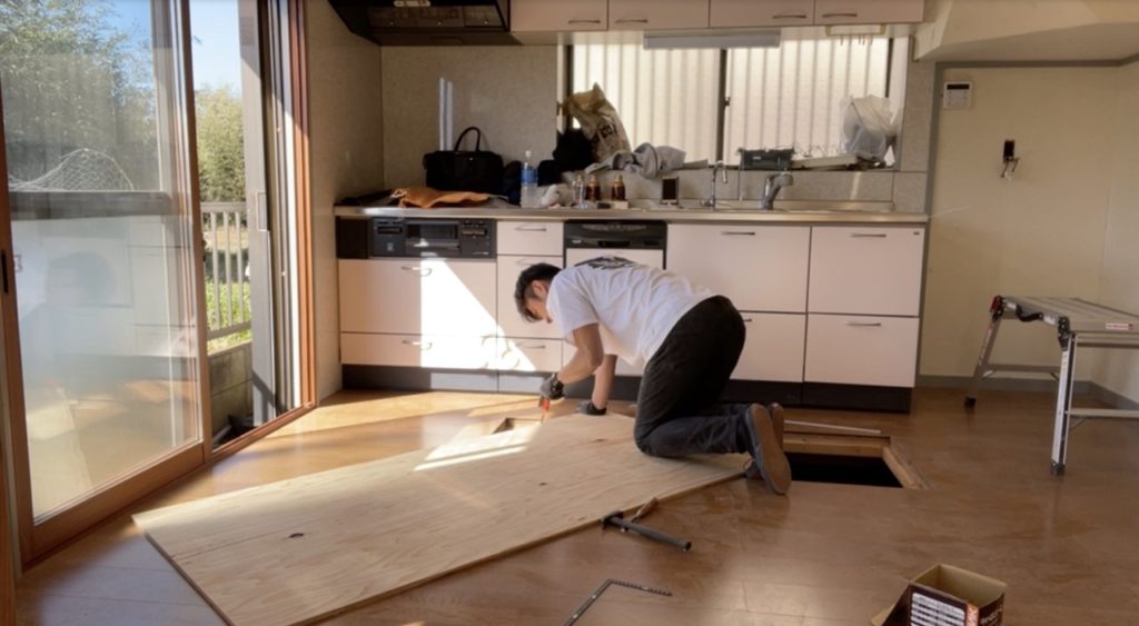 DIY：床上げ作業、ブロック１−４
セルフリノベーション
セルフリフォーム
空き家再生