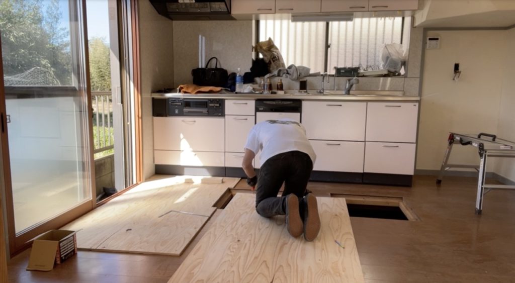 DIY：床上げ作業、ブロック２−３
セルフリノベーション
セルフリフォーム
空き家再生